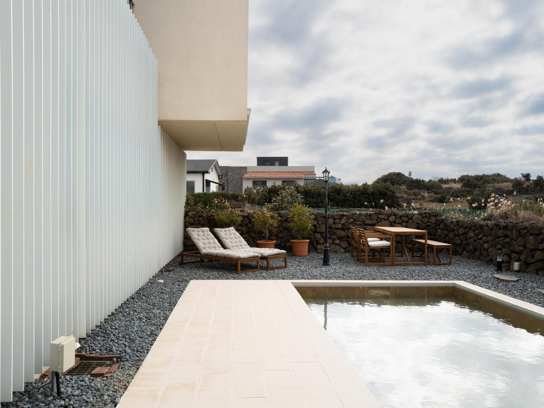 Boutique Pool Villa Namib Czedżu Zewnętrze zdjęcie